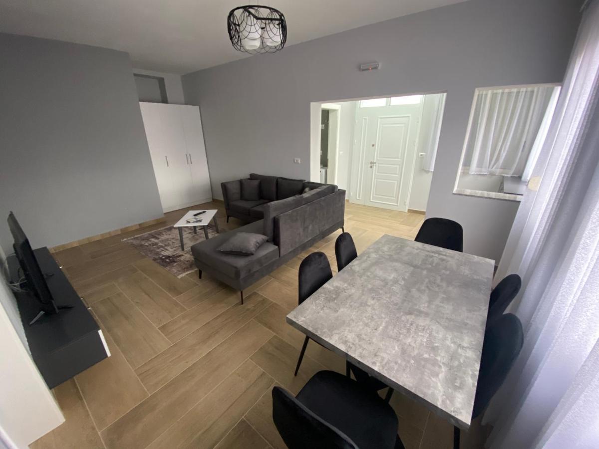 Eagle'S Nest Appartement Shkodër Buitenkant foto