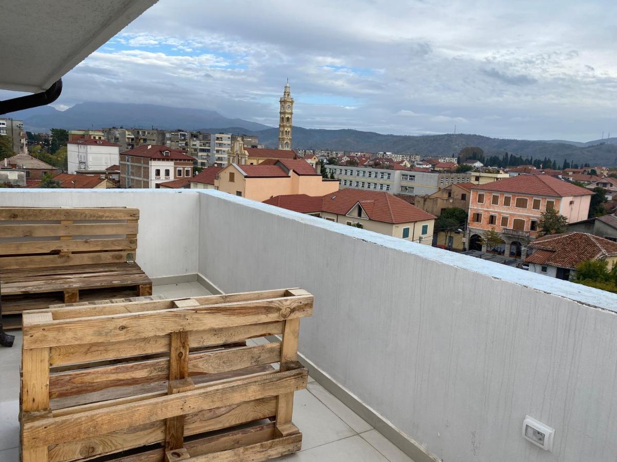 Eagle'S Nest Appartement Shkodër Buitenkant foto