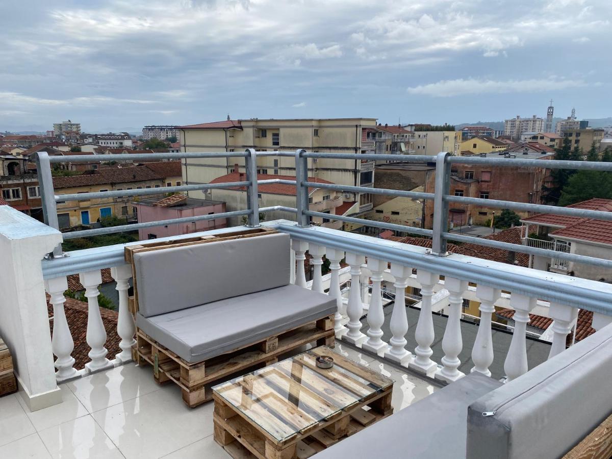 Eagle'S Nest Appartement Shkodër Buitenkant foto
