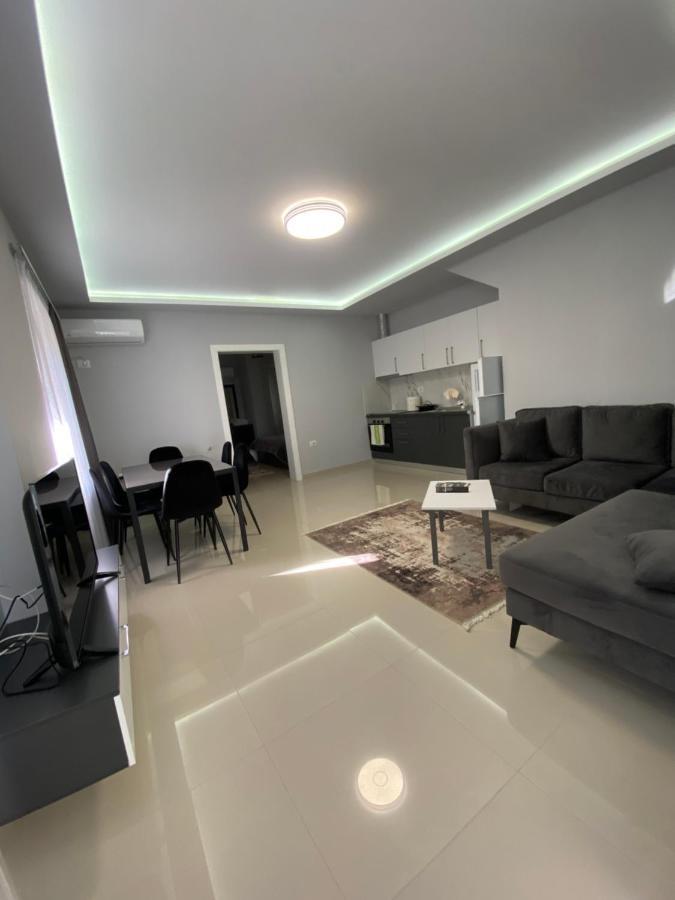 Eagle'S Nest Appartement Shkodër Buitenkant foto
